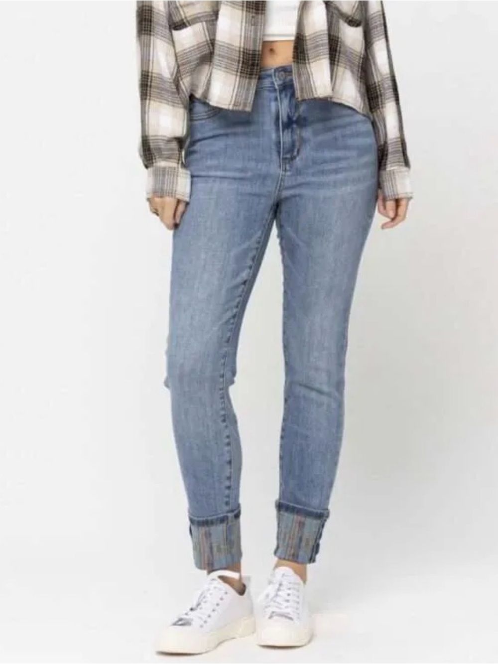JUDY BLUE Relaxed Southwestern Medium Wash Cuffed Blue Jeans 13/31